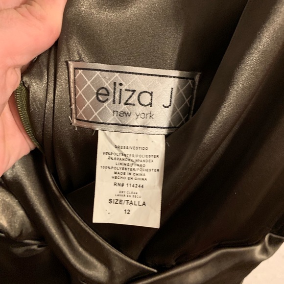 Beautiful Eliza J Olive Green Sleeveless Dress - Picture 4 of 5